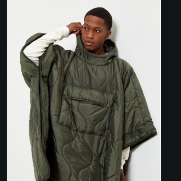 BDG Convertible Olive Green Packable Poncho Unisex Jacket - Picture 1 of 5
